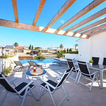 Casa de Férias Alberes By Interhome
